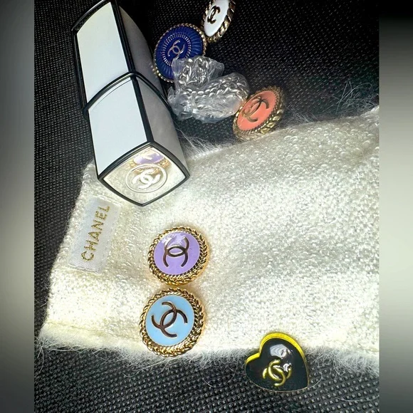 Chanel No. 5 Perfume Travel Set, Chain & Pouch Collectable, Limited Edition - Picture 4 of 10